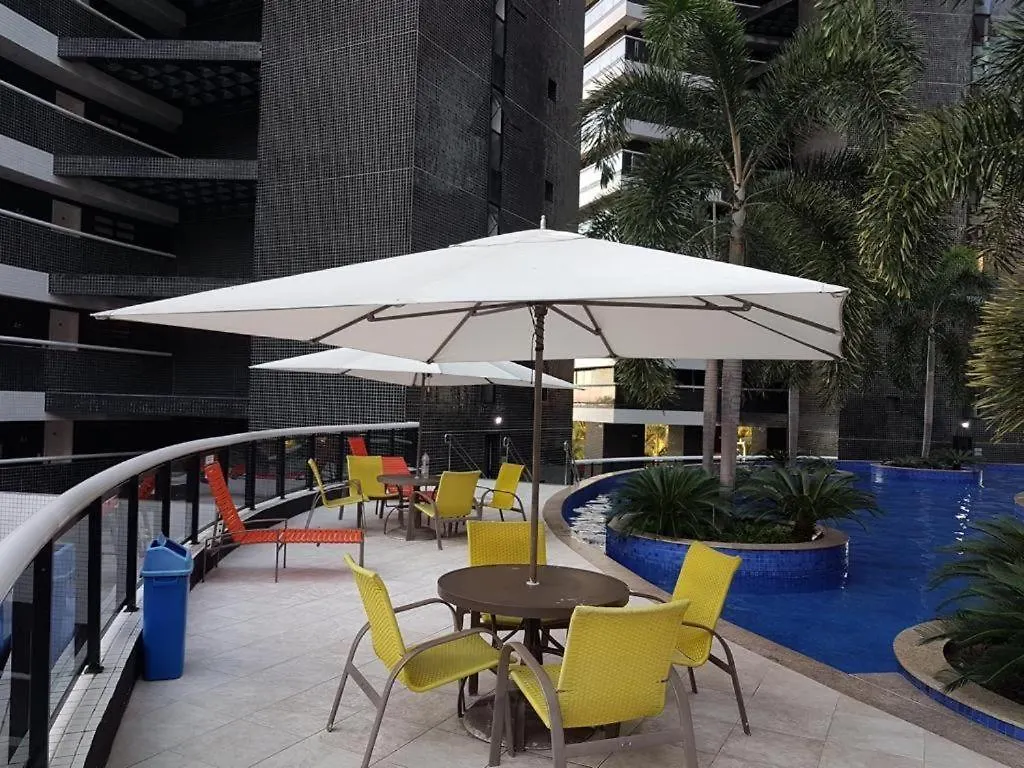 Apartamento Com 02 Quartos, Beira Mar, Fortaleza - Ce. Apartment Fortaleza (Ceara)